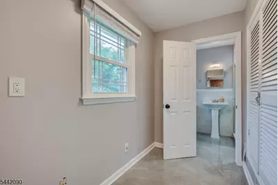 162 Mali Dr, North Plainfield, NJ 07062 - Photo 18