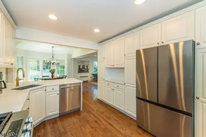 50 Parkview Ter, Summit, NJ 07901 - Photo 14