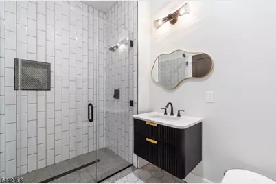 21 Lincoln Park #300, Newark, NJ 07102 - Photo 20