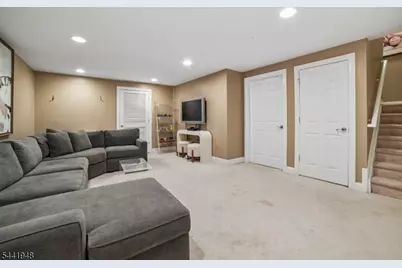 509 Binghampton Ln, Livingston, NJ 07039 - Photo 8