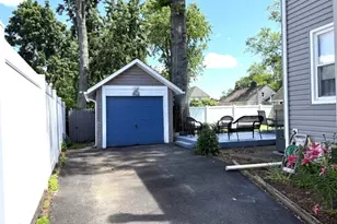 810 Colfax Ave, Pompton Lakes, NJ 07442 - Photo 16