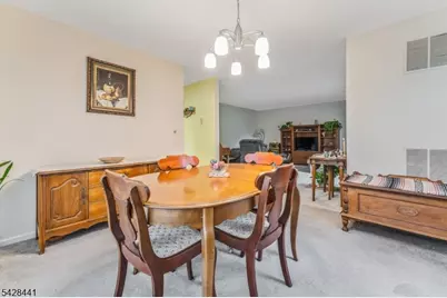 245 Nuthatch Ct, Readington, NJ 08887 - Photo 8