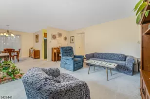 245 Nuthatch Ct, Readington, NJ 08887 - Photo 10