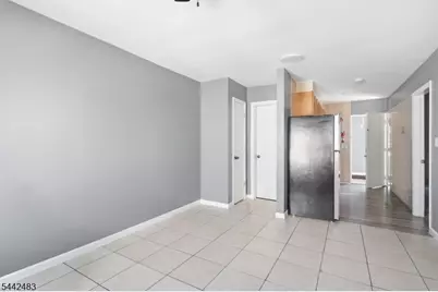 829-831 Allen St #4, Elizabeth, NJ 07202 - Photo 20