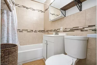 829-831 Allen St #4, Elizabeth, NJ 07202 - Photo 24