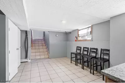 829-831 Allen St #4, Elizabeth, NJ 07202 - Photo 14