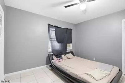 829-831 Allen St #4, Elizabeth, NJ 07202 - Photo 16
