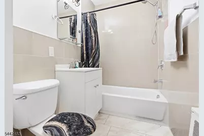829-831 Allen St #4, Elizabeth, NJ 07202 - Photo 30