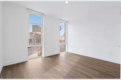 21 Lincoln Park #100, Newark, NJ 07102 - Photo 8