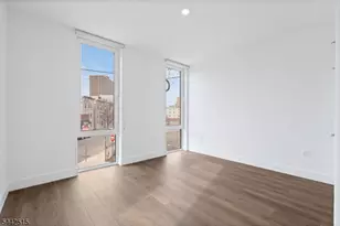 21 Lincoln Park, Newark, NJ 07102 - Photo 8