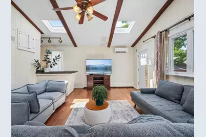 17 Princeton St, Nutley, NJ 07110 - Photo 12
