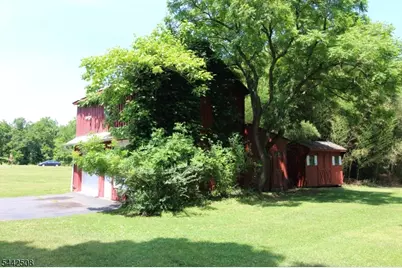 40 Sergeantsville Road, Raritan Township, NJ 08822 - Photo 28