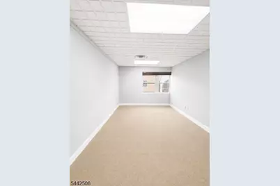 490 Schooleys Mountain Rd, Washington Township, NJ 07840 - Photo 12