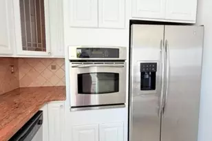 68 Daniel St, Carteret, NJ 07008 - Photo 12