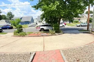 68 Daniel St, Carteret, NJ 07008 - Photo 2