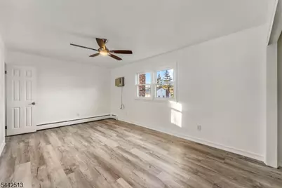 1 Dunn Rd, West Orange Township, NJ 07052 - Photo 10