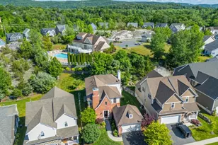 14 Bluffs Ct, Hamburg, NJ 07419 - Photo 2