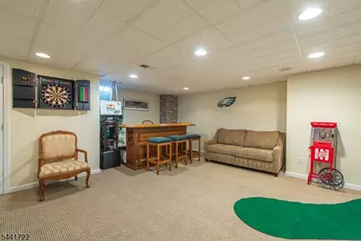 14 Bluffs Ct, Hamburg, NJ 07419 - Photo 22