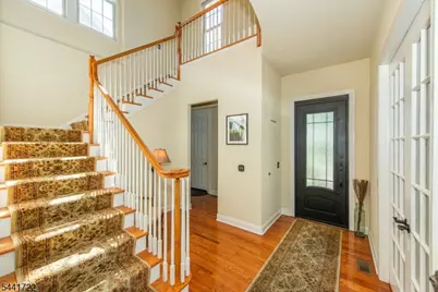 14 Bluffs Ct, Hamburg, NJ 07419 - Photo 4