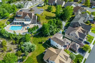 14 Bluffs Ct, Hamburg, NJ 07419 - Photo 40