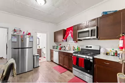 92 S Devine St, Newark, NJ 07106 - Photo 12