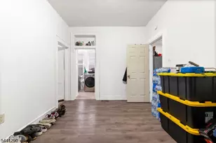 92 S Devine St, Newark, NJ 07106 - Photo 16