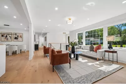 3 Marlo Rd, Livingston, NJ 07039 - Photo 2