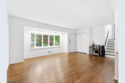 4 Forest Dr, Morris Plains, NJ 07950 - Photo 8