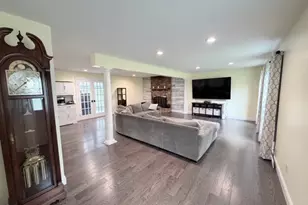 10 John Dr, Clinton Township, NJ 08801 - Photo 8