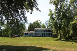 10 John Dr, Clinton Township, NJ 08801 - Photo 2