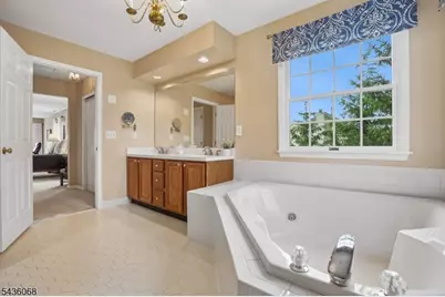 62 Blue Grass Blvd, Branchburg Township, NJ 08876 - Photo 28