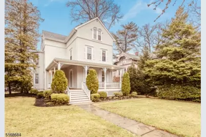134 Chestnut St, Montclair, NJ 07042 - Photo 2