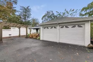 34 Cypress St, Millburn, NJ 07041 - Photo 24