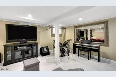 34 Cypress St, Millburn, NJ 07041 - Photo 20