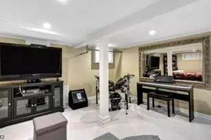 34 Cypress St, Millburn, NJ 07041 - Photo 20
