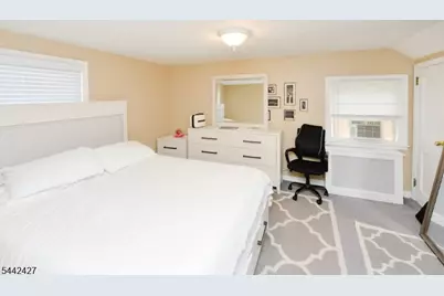 242 Prospect St, Nutley, NJ 07110 - Photo 18