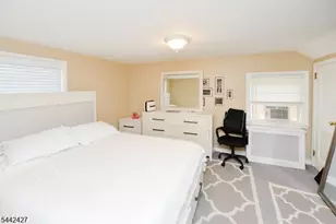 242 Prospect St, Nutley, NJ 07110 - Photo 18