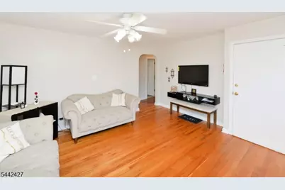 242 Prospect St, Nutley, NJ 07110 - Photo 6