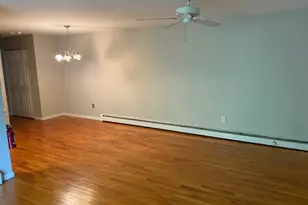 28 Deanna Dr Apt, Hillsborough Township, NJ 08844 - Photo 4