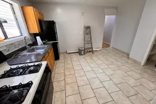 19 Highland Ave, Newark, NJ 07104 - Photo 6