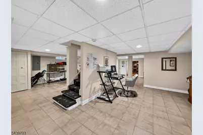 72 Hillcrest Rd, Watchung, NJ 07069 - Photo 18
