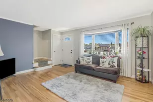 640 Desota Dr, Bridgewater, NJ 08807 - Photo 4