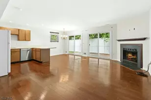 6 Crestwood Common, Scotch Plains Township, NJ 07076 - Photo 2
