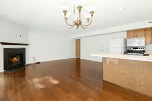6 Crestwood Common, Scotch Plains Township, NJ 07076 - Photo 6