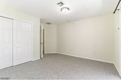 141 Forest Dr, Piscataway Township, NJ 08854 - Photo 24
