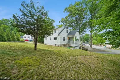 72 Lake Dr East, Wayne, NJ 07470 - Photo 28