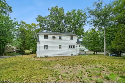 72 Lake Dr East, Wayne, NJ 07470 - Photo 26