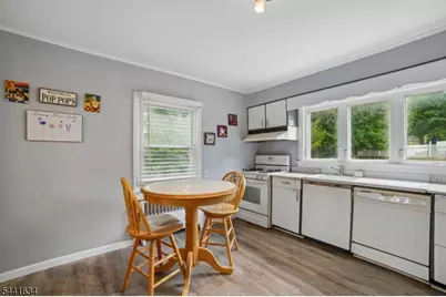 72 Lake Dr East, Wayne, NJ 07470 - Photo 12
