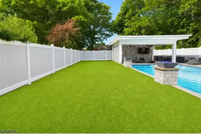 141 Coeyman Ave, Nutley, NJ 07110 - Photo 14