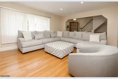 141 Coeyman Ave, Nutley, NJ 07110 - Photo 20